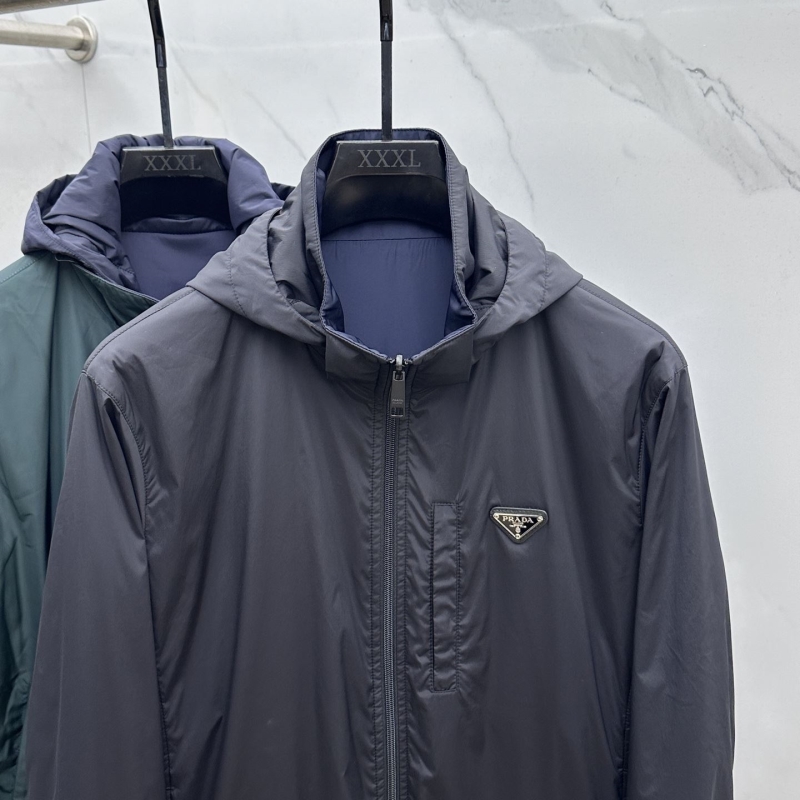 Pra*a outwear